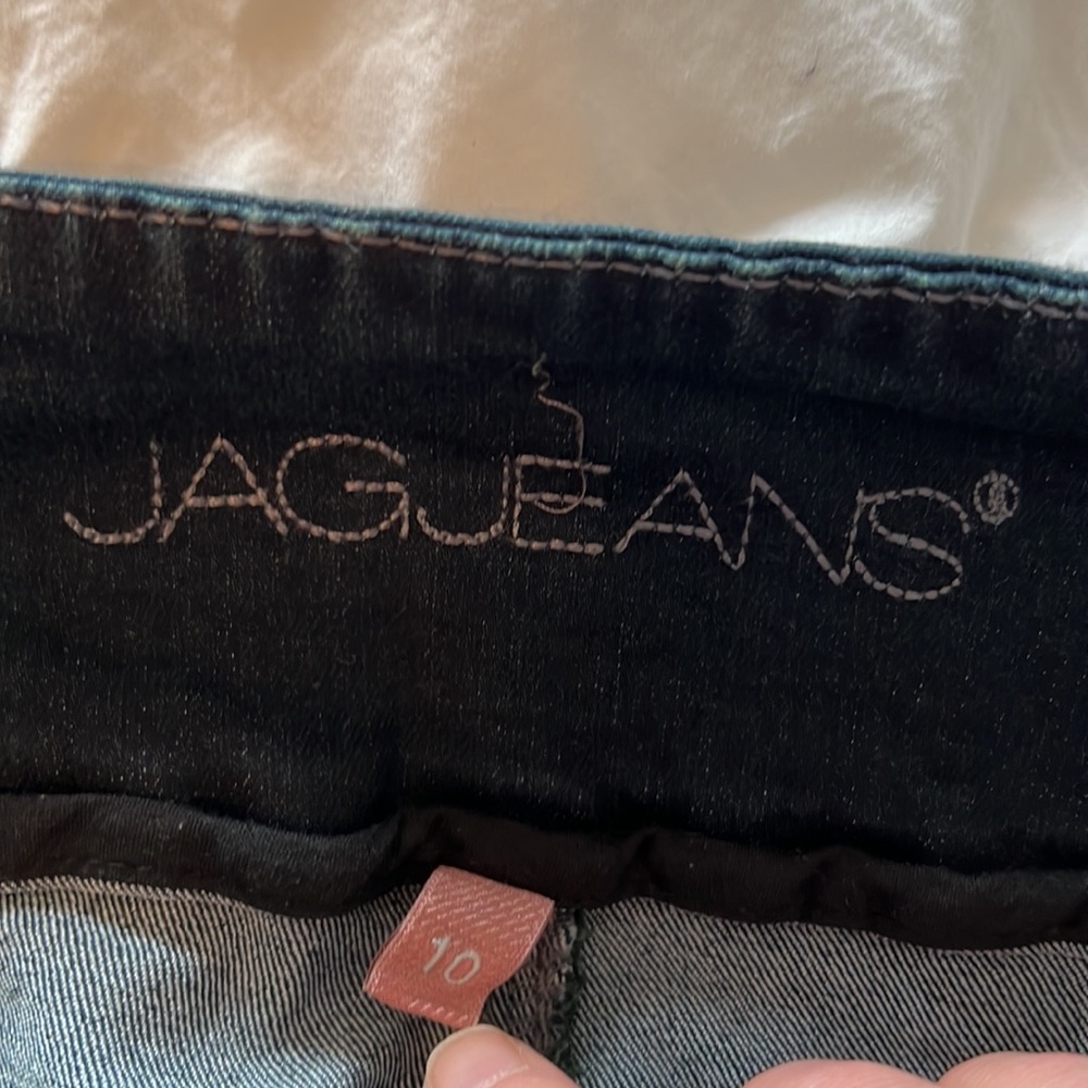 Jeans - Picture 10 of 12
